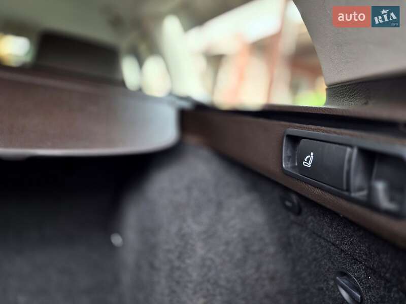 Универсал Volkswagen Passat 2013 в Запорожье