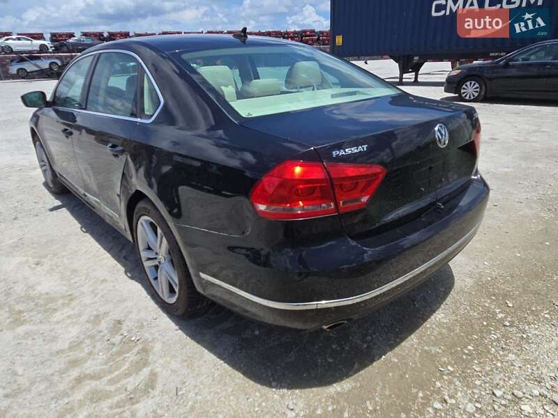 Седан Volkswagen Passat 2015 в Измаиле