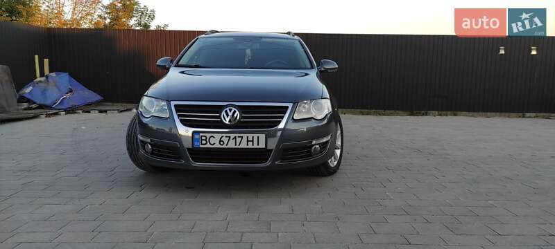 Универсал Volkswagen Passat 2009 в Мостиске