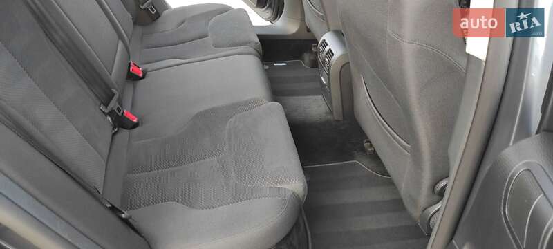 Универсал Volkswagen Passat 2009 в Мостиске