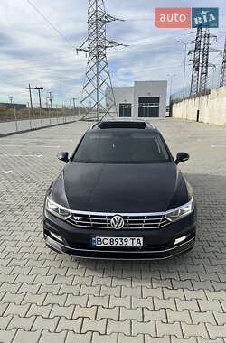 Універсал Volkswagen Passat 2017 в Львові