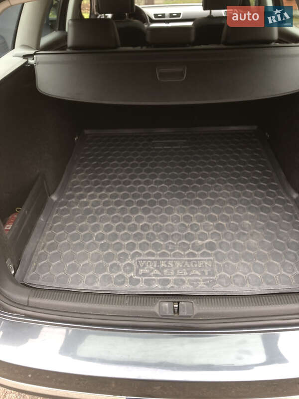 Универсал Volkswagen Passat 2011 в Стрые фото 12 Универсал Volkswagen Passat 2011 в Стрые