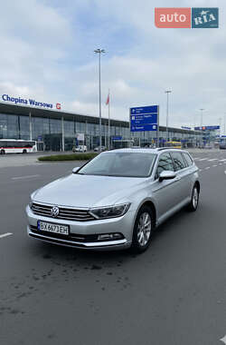 Універсал Volkswagen Passat 2015 в Києві