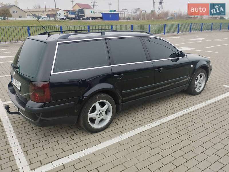 Универсал Volkswagen Passat 2002 в Нововолынске