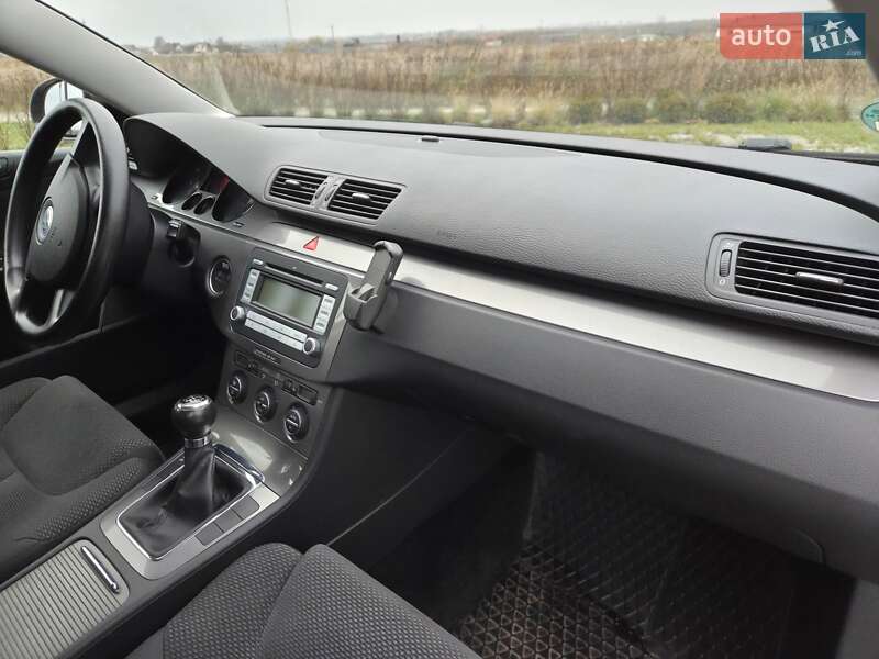 Универсал Volkswagen Passat 2007 в Луцке
