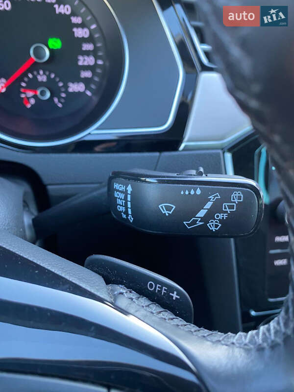Универсал Volkswagen Passat 2019 в Луцке