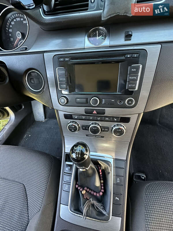 Универсал Volkswagen Passat 2012 в Бучаче фото 13 Универсал Volkswagen Passat 2012 в Бучаче