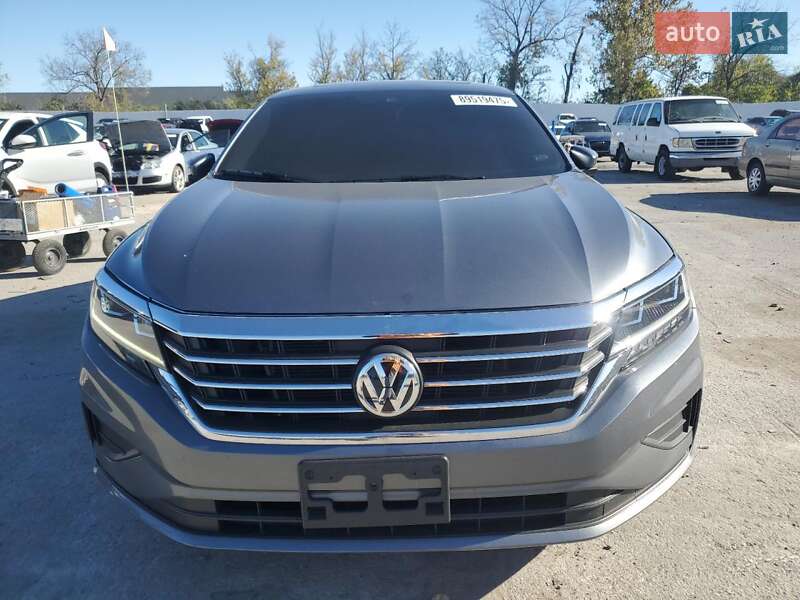 Седан Volkswagen Passat 2021 в Хмельницком