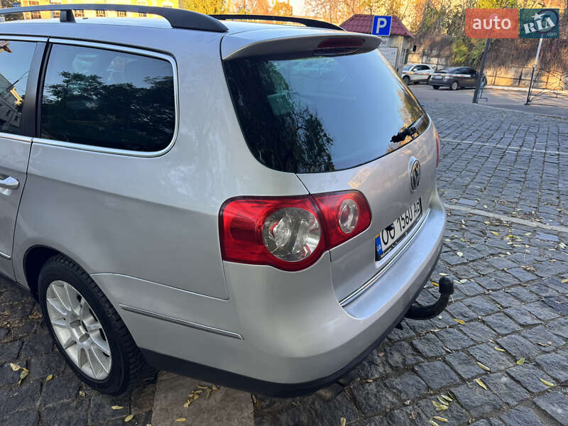 Универсал Volkswagen Passat 2005 в Одессе
