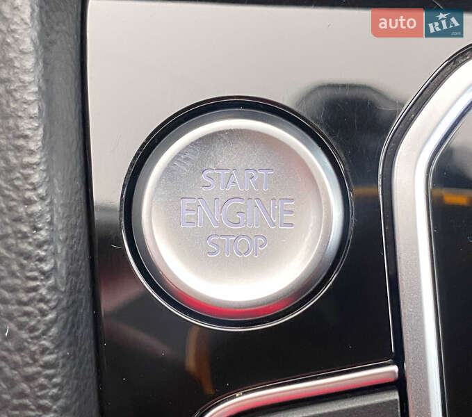 Универсал Volkswagen Passat 2020 в Львове фото 24 Универсал Volkswagen Passat 2020 в Львове