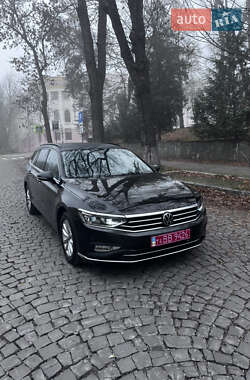 Універсал Volkswagen Passat 2021 в Кам'янець-Подільському