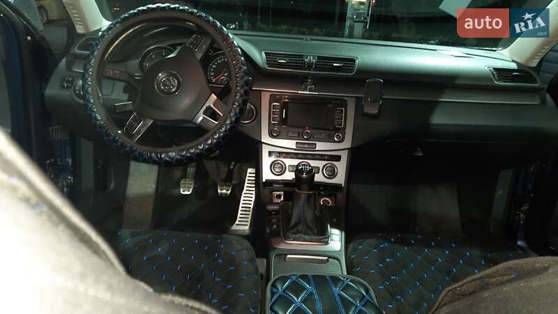 Универсал Volkswagen Passat 2013 в Самборе