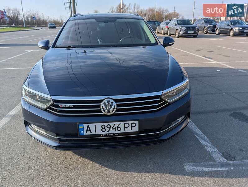 Універсал Volkswagen Passat 2017 в Бучі