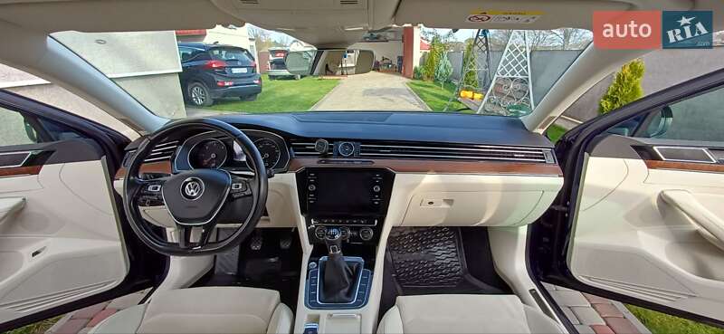 Универсал Volkswagen Passat 2019 в Ивано-Франковске