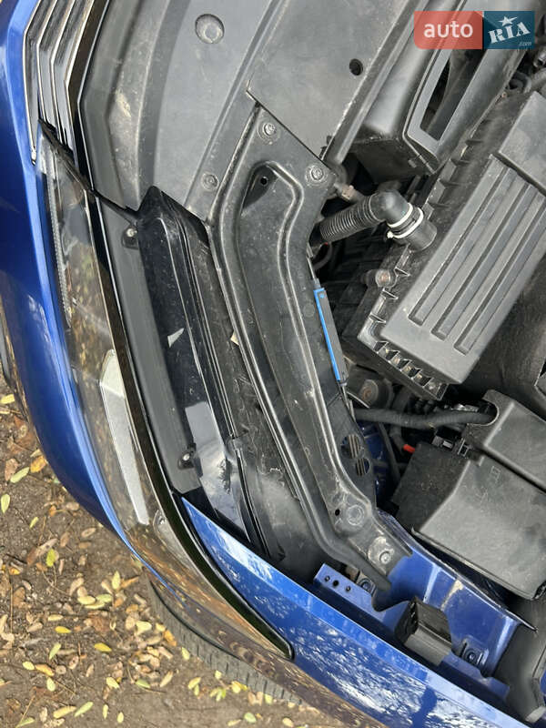 Седан Volkswagen Passat 2015 в Одессе