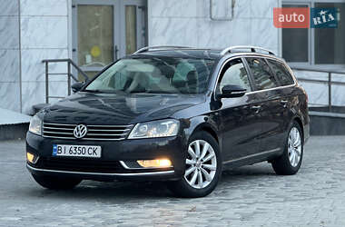 Універсал Volkswagen Passat 2011 в Полтаві