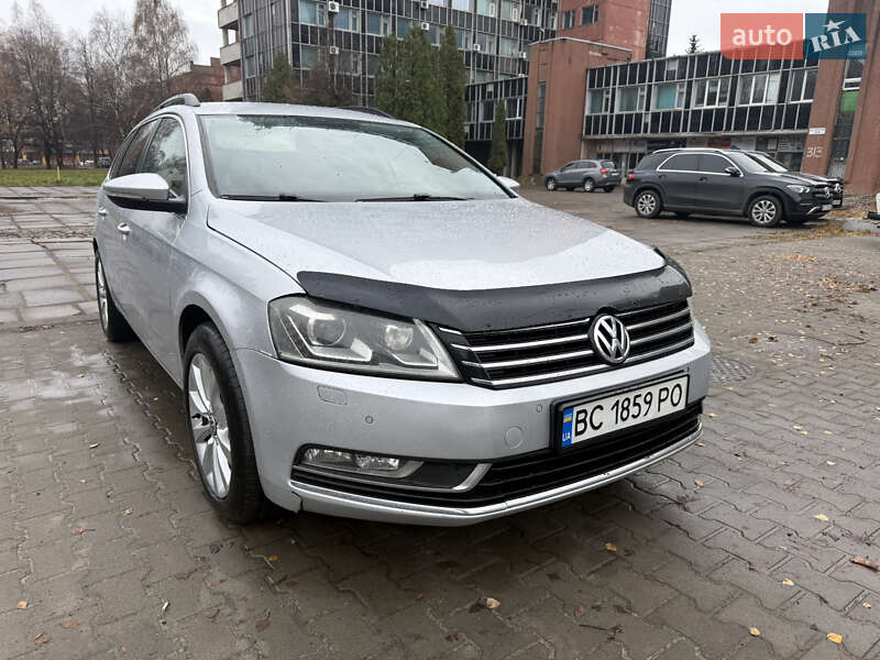 Универсал Volkswagen Passat 2011 в Львове фото 3 Универсал Volkswagen Passat 2011 в Львове