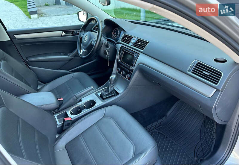 Седан Volkswagen Passat 2014 в Львове фото 22 Седан Volkswagen Passat 2014 в Львове
