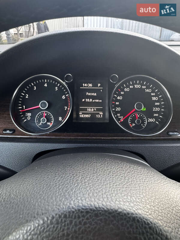 Седан Volkswagen Passat 2012 в Кременчуге