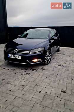 Седан Volkswagen Passat 2010 в Калуші