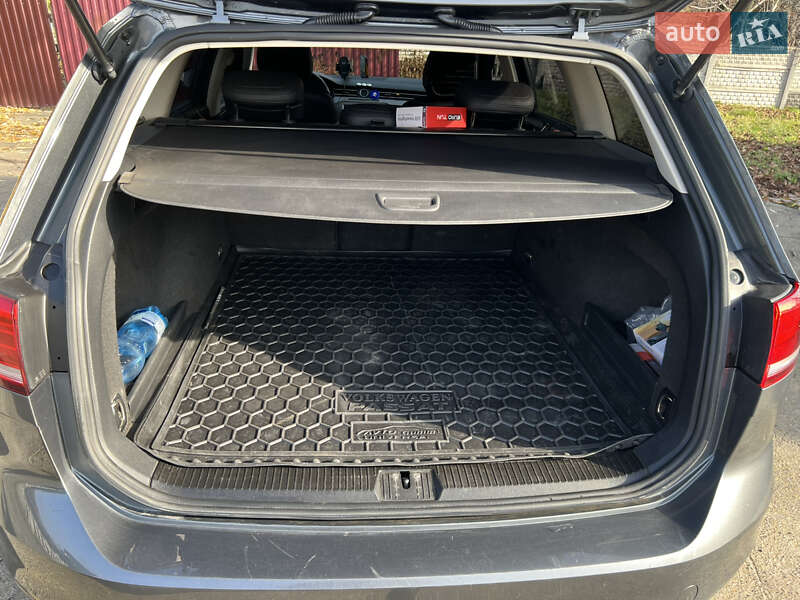 Универсал Volkswagen Passat 2015 в Тульчине фото 14 Универсал Volkswagen Passat 2015 в Тульчине