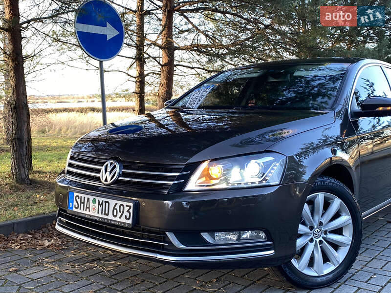 Седан Volkswagen Passat 2014 в Дрогобыче