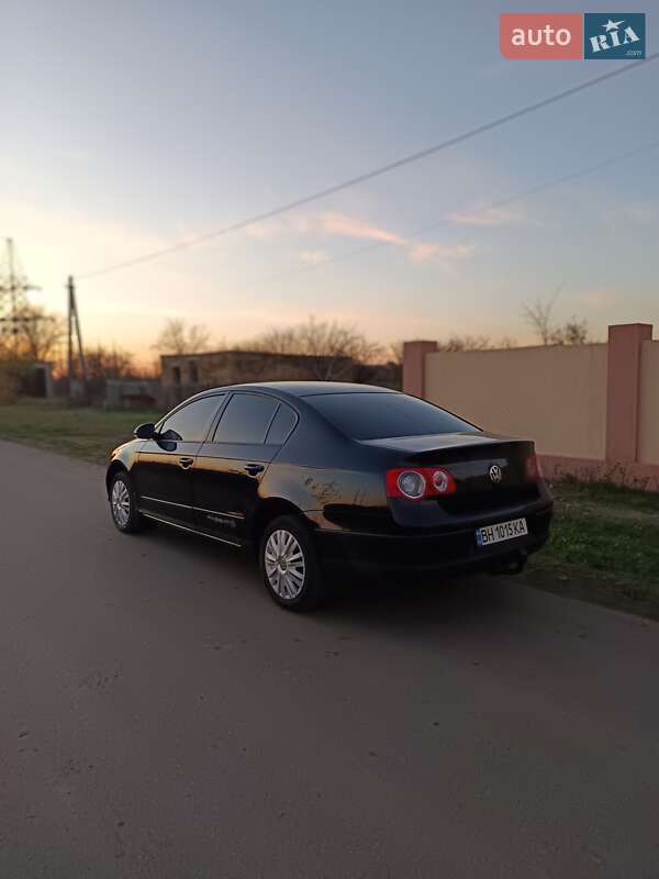 Седан Volkswagen Passat 2008 в Одессе