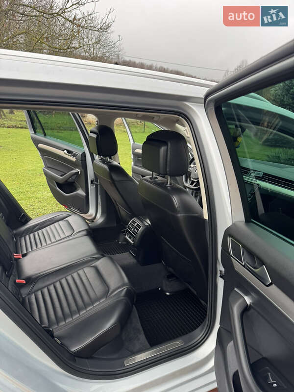 Универсал Volkswagen Passat 2015 в Коломые