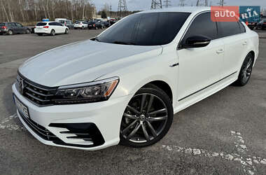 Седан Volkswagen Passat 2016 в Харькове