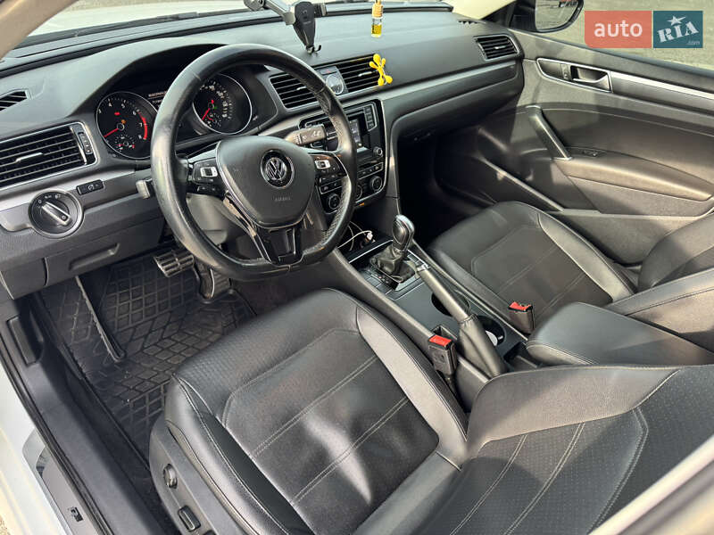 Седан Volkswagen Passat 2016 в Харькове фото 16 Седан Volkswagen Passat 2016 в Харькове