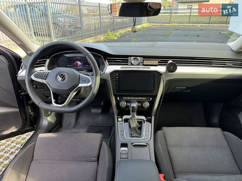 Универсал Volkswagen Passat 2018 в Львове