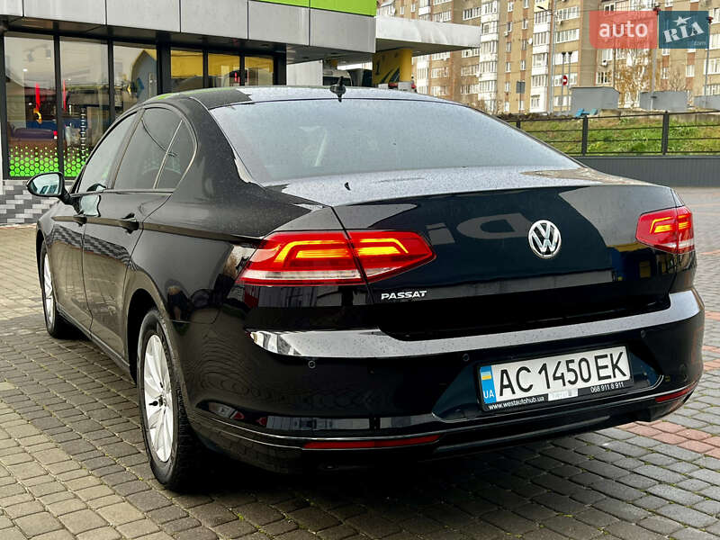 Седан Volkswagen Passat 2017 в Тернополе