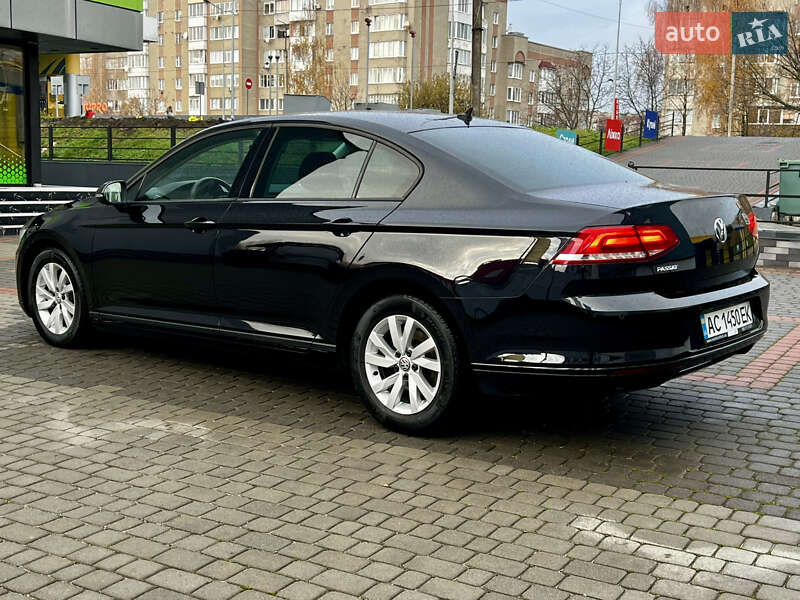 Седан Volkswagen Passat 2017 в Тернополе