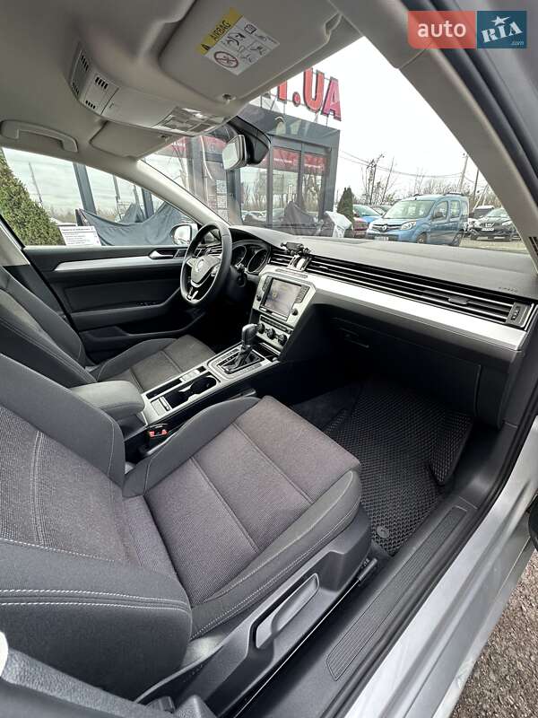 Универсал Volkswagen Passat 2015 в Белогородке