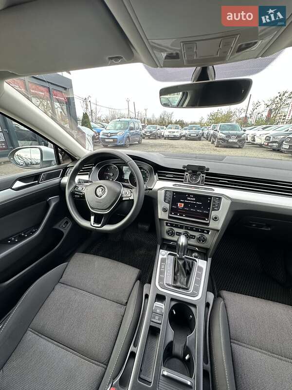 Универсал Volkswagen Passat 2015 в Белогородке