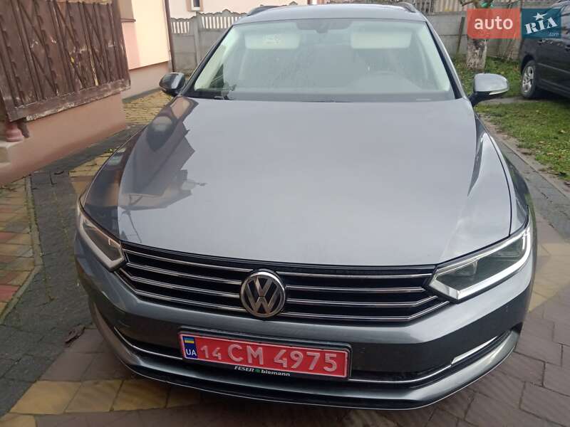 Универсал Volkswagen Passat 2017 в Львове