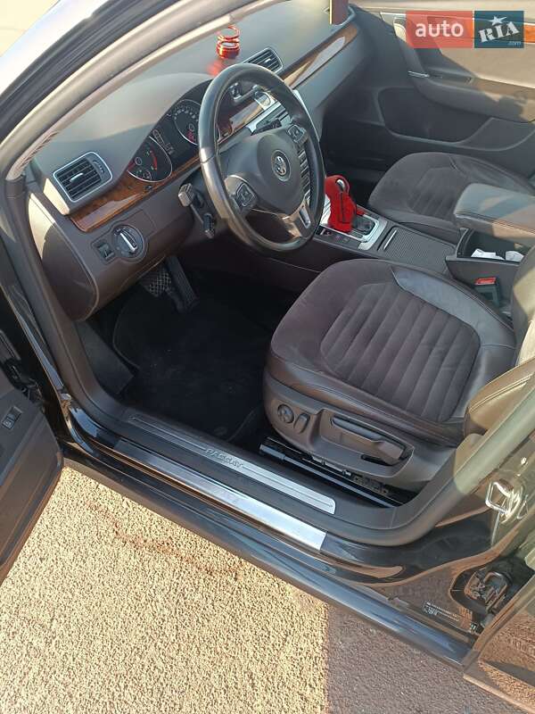 Седан Volkswagen Passat 2011 в Житомире фото 2 Седан Volkswagen Passat 2011 в Житомире