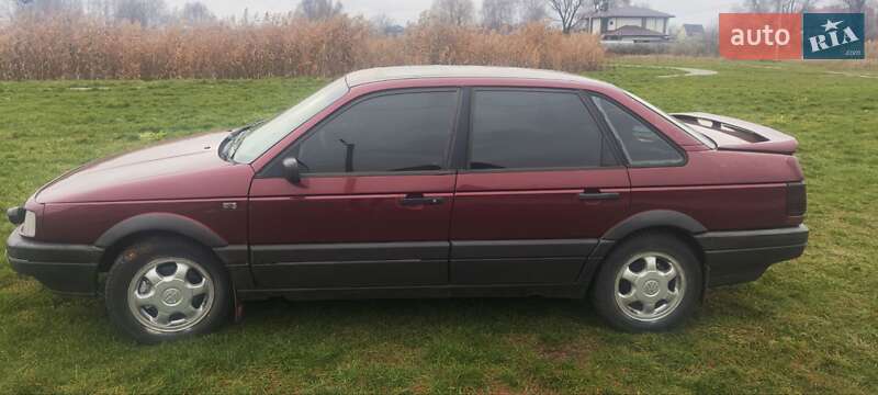 Универсал Volkswagen Passat 1993 в Борисполе фото 2 Универсал Volkswagen Passat 1993 в Борисполе
