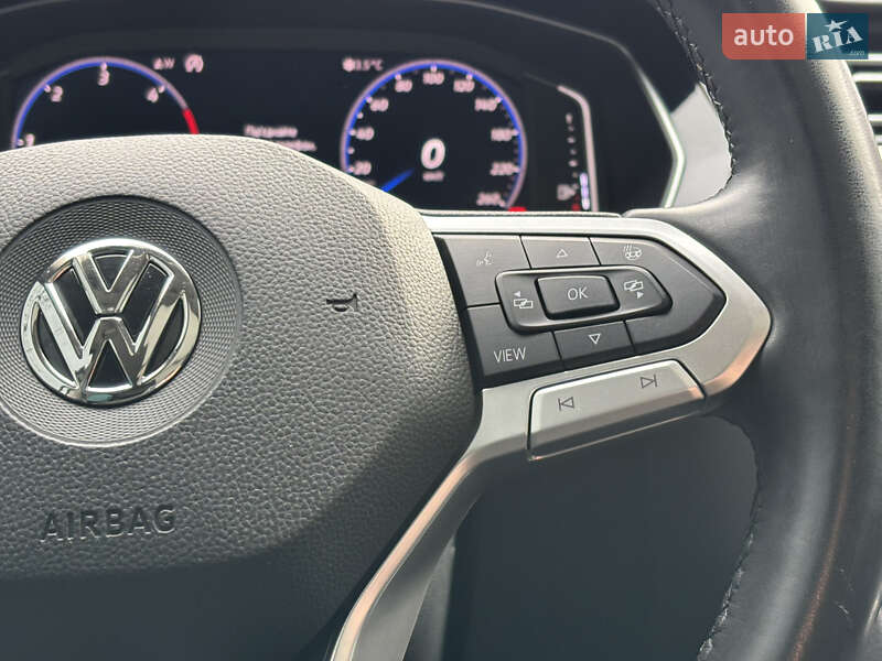 Универсал Volkswagen Passat 2020 в Киеве фото 27 Универсал Volkswagen Passat 2020 в Киеве