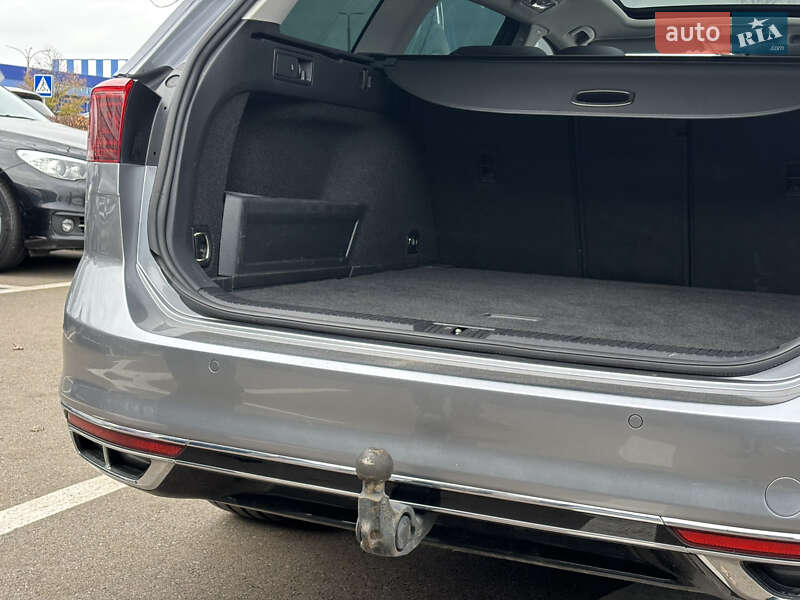 Универсал Volkswagen Passat 2020 в Киеве фото 47 Универсал Volkswagen Passat 2020 в Киеве