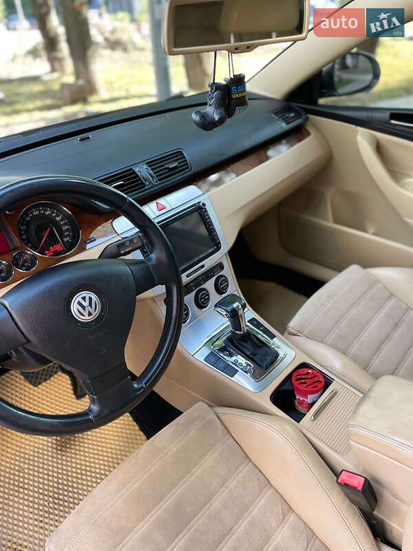 Седан Volkswagen Passat 2006 в Киеве