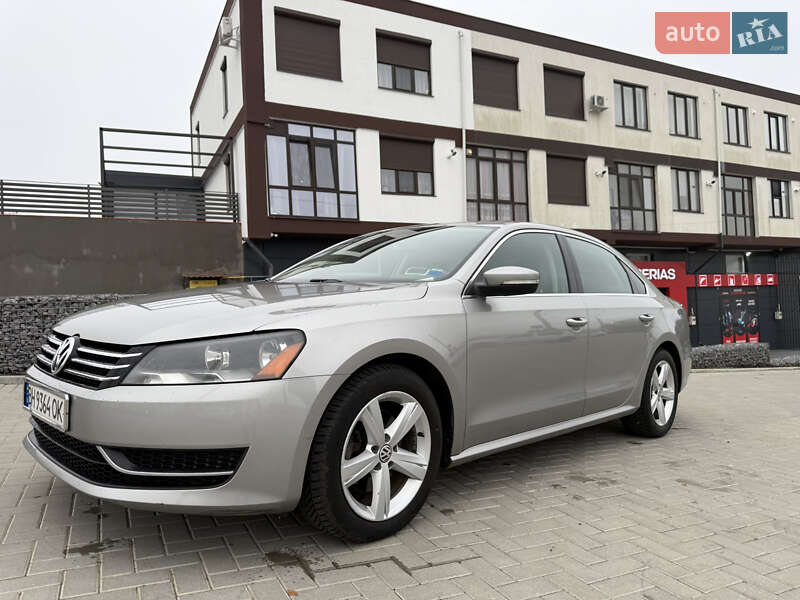 Седан Volkswagen Passat 2012 в Одессе