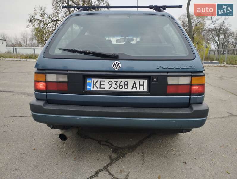 Универсал Volkswagen Passat 1988 в Днепре