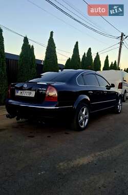 Седан Volkswagen Passat 2001 в Иршаве