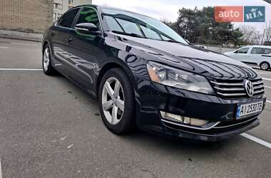 Седан Volkswagen Passat 2012 в Києві