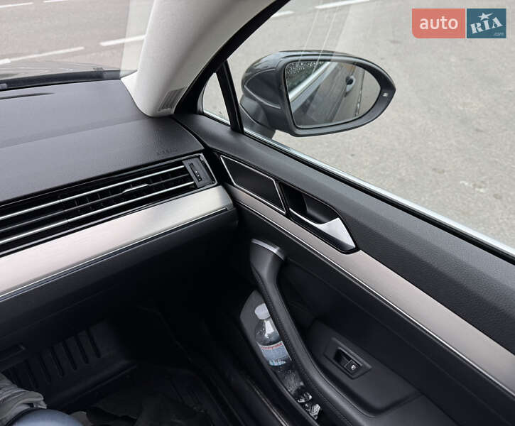 Універсал Volkswagen Passat 2017 в Броварах