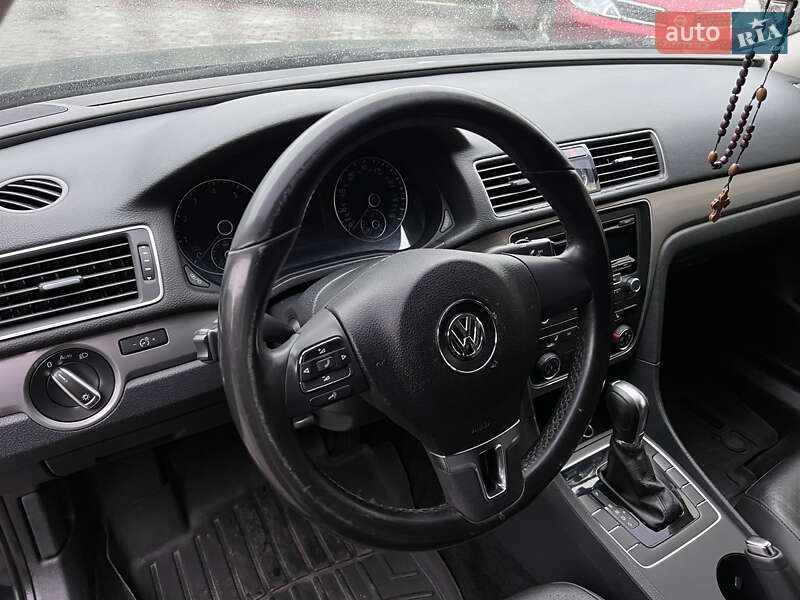 Седан Volkswagen Passat 2014 в Малине
