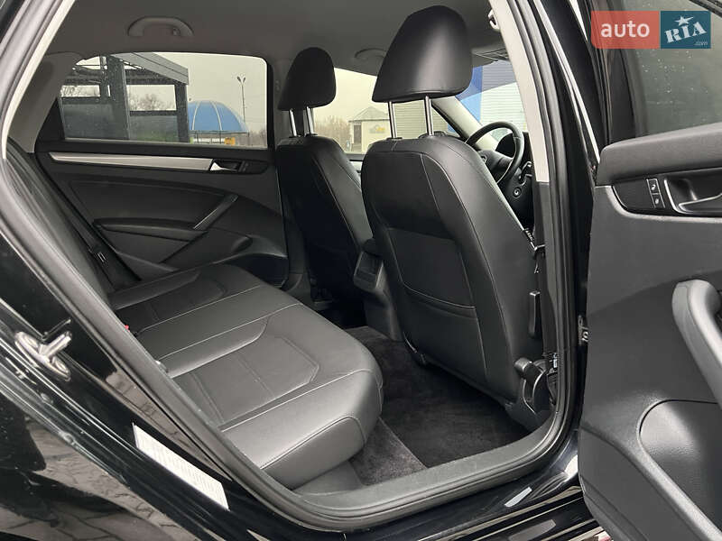 Седан Volkswagen Passat 2014 в Малине