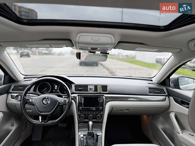 Седан Volkswagen Passat 2016 в Черкасах