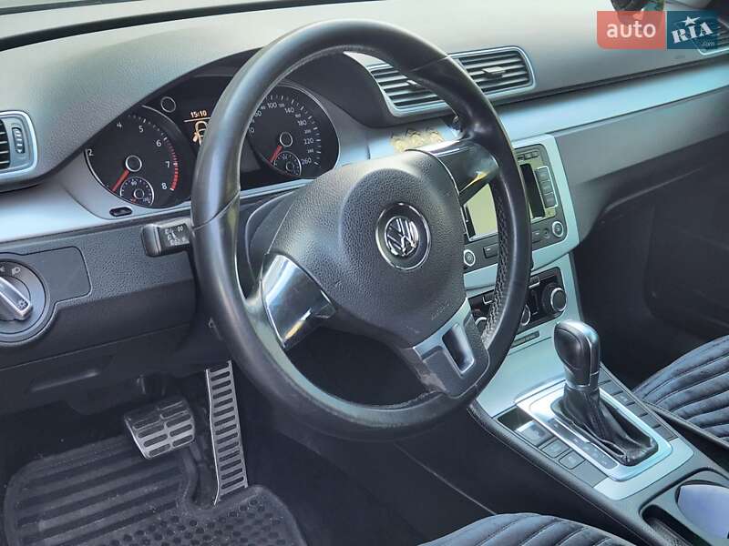 Седан Volkswagen Passat 2011 в Каменском фото 10 Седан Volkswagen Passat 2011 в Каменском